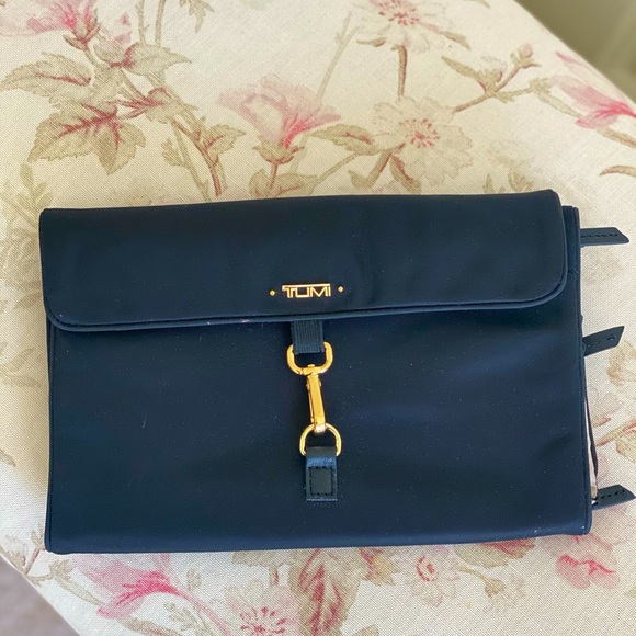 Tumi Voyageur travel jewelry roll case